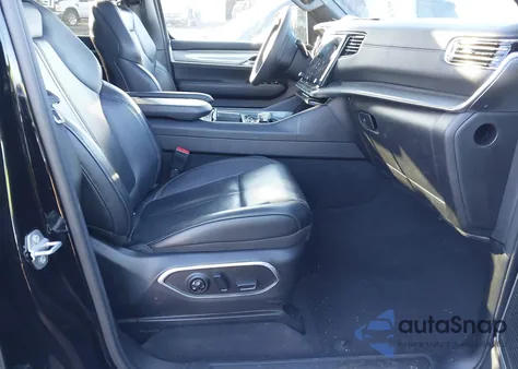 2022 Jeep Wagoneer Series I Obsidian 4X4 from USA, damaged, VIN 1C4SJVAT9NS213925